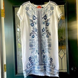 Blue and white embroidered Johnny Was Tunic